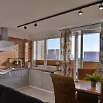 Apartment Centrum - Sloneczna I Rodzinna Z Prywatnym Parkingiem