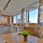 Apartman Centrum - Sloneczna I Rodzinna Z Prywatnym Parkingiem Swinoujscie
